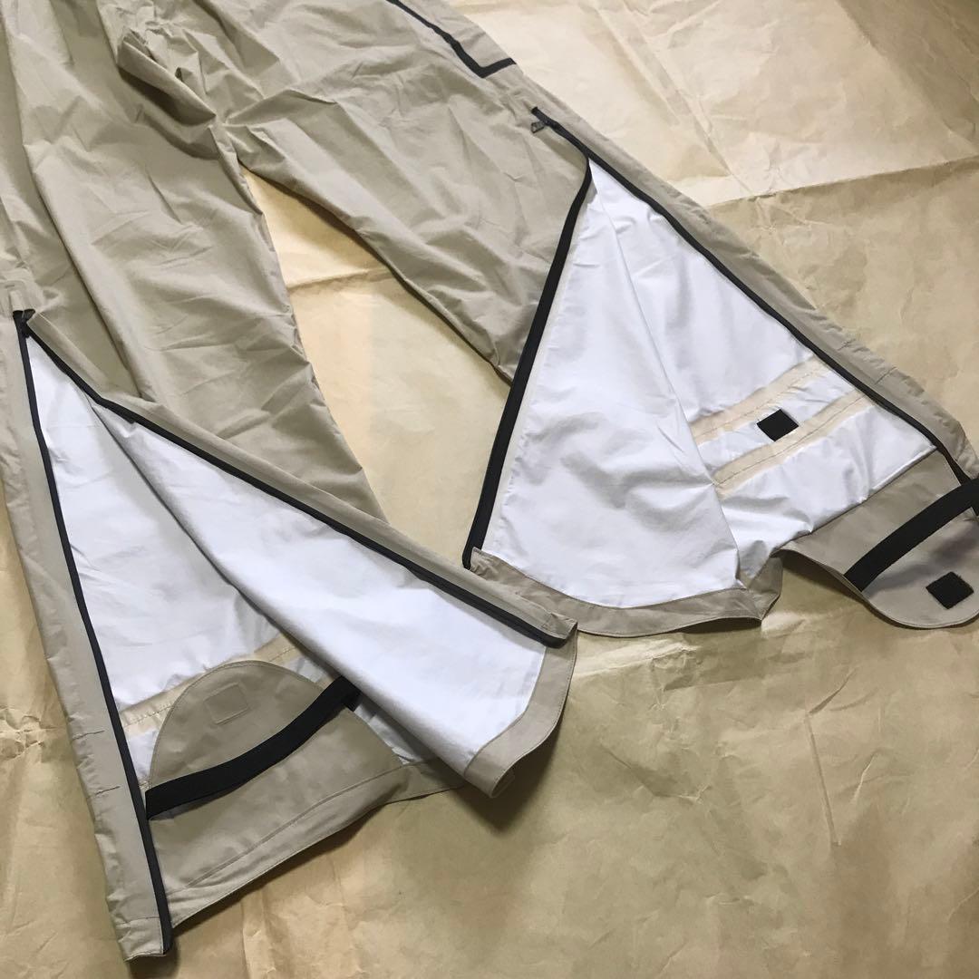 CHERVO ゴルフウエア　ベージュ　L 上下　セットアップ　防風　防水