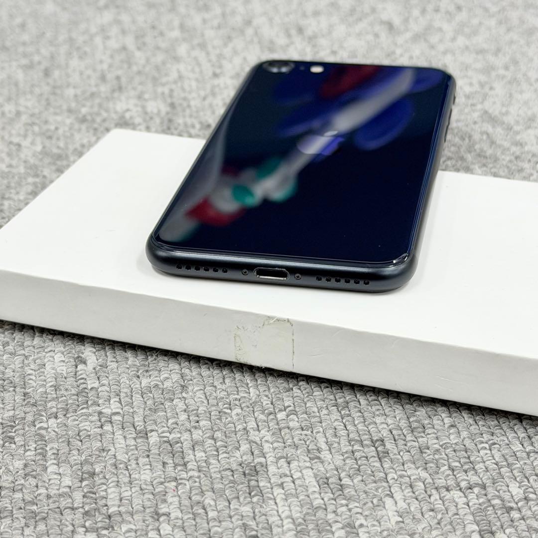 美品iPhone SE3 256GB ミッドナイト SIMフリー