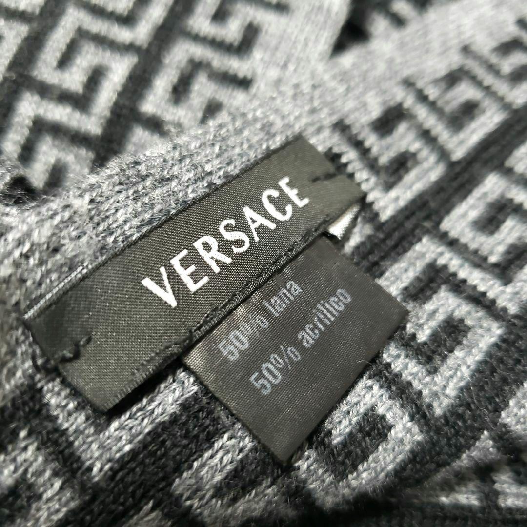 ヴェルサーチ VERSACE 総柄ロゴデザイン マフラー 美品