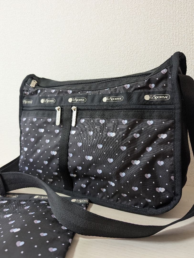【未使用】LeSportsac ショルダーバッグ ハート　ポーチ　黒