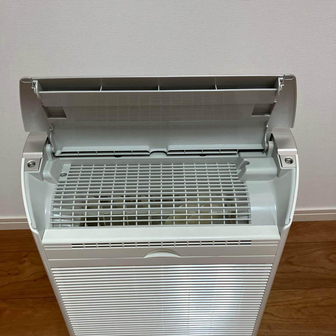 Panasonic ハイブリッド除湿機 ナノイー　2016年度製