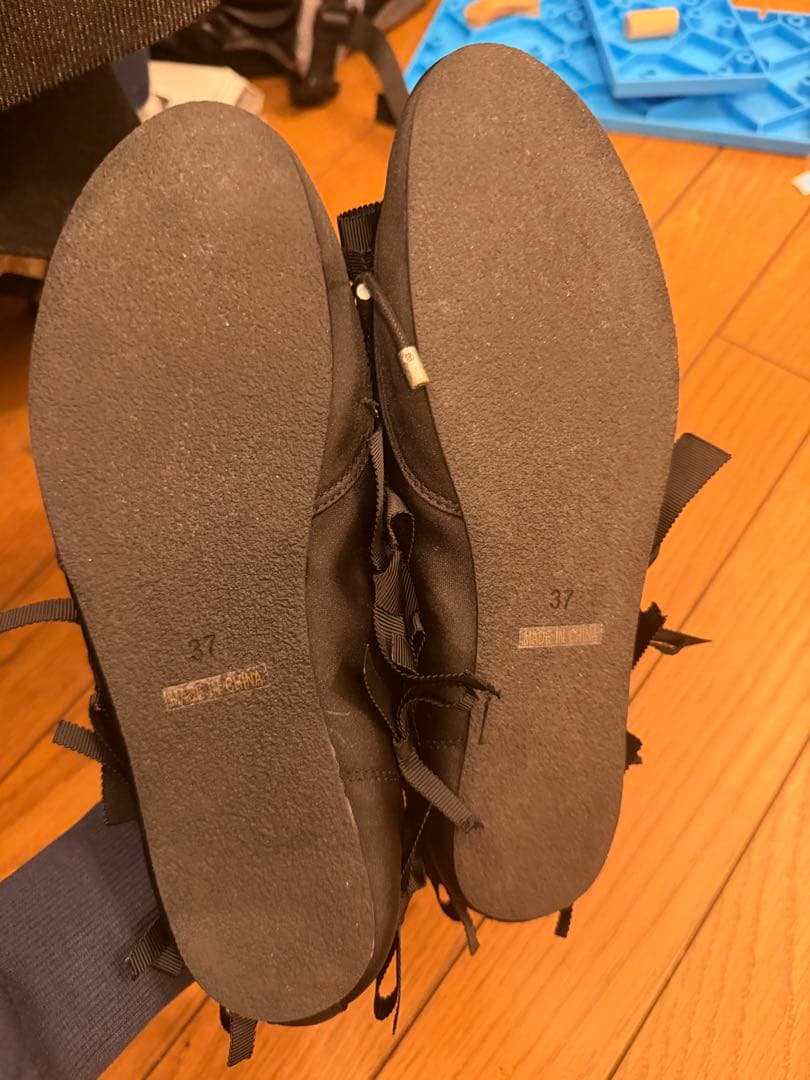 TSURU ブラック フラットシューズ