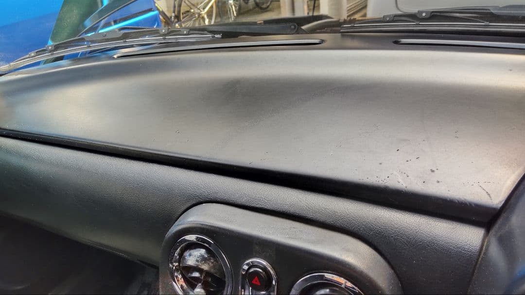 ユーノス ロードスター NA ダッシュボードカバー FRP 黒