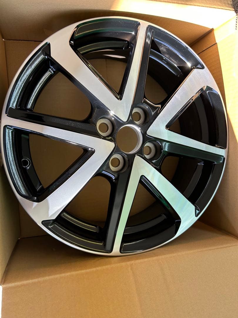 160系　カローラアクシオ　WXB 純正16インチ アルミホイール　新品未使用