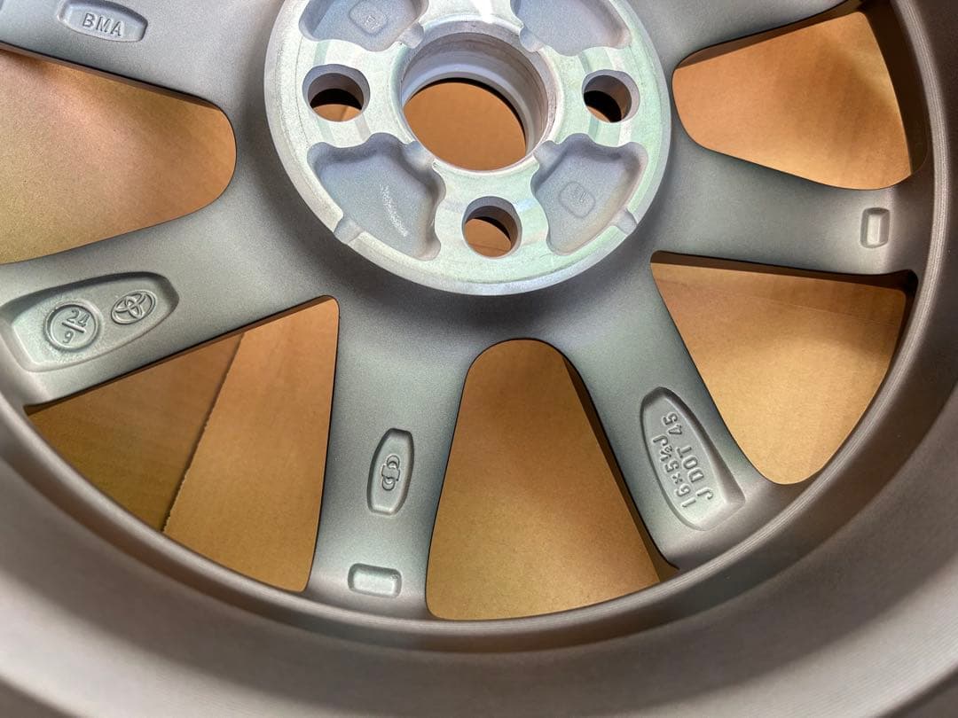 160系　カローラアクシオ　WXB 純正16インチ アルミホイール　新品未使用