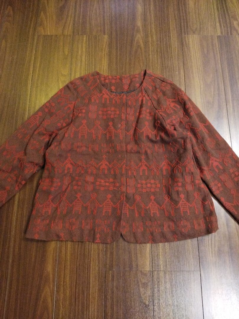 美品♪根々 ジャガード織り つながる ショートコート ジャケット
