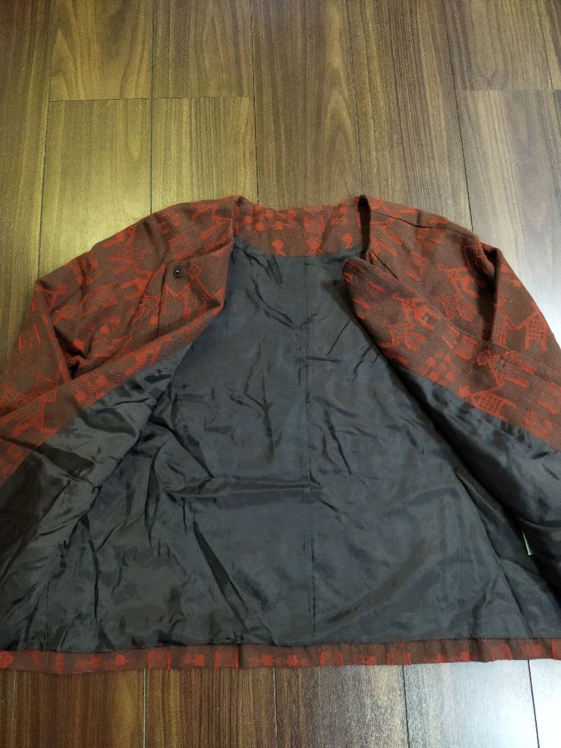 美品♪根々 ジャガード織り つながる ショートコート ジャケット