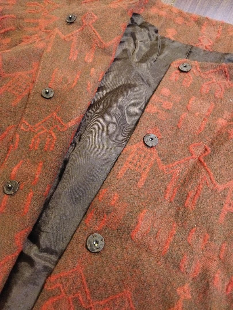 美品♪根々 ジャガード織り つながる ショートコート ジャケット