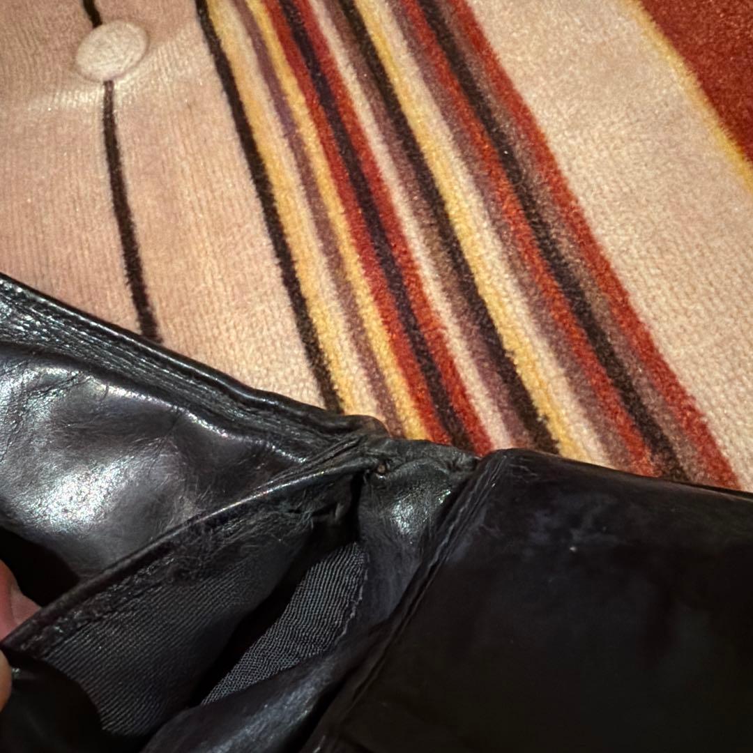 PRADA アーカイブ 二つ折りスタッズ財布