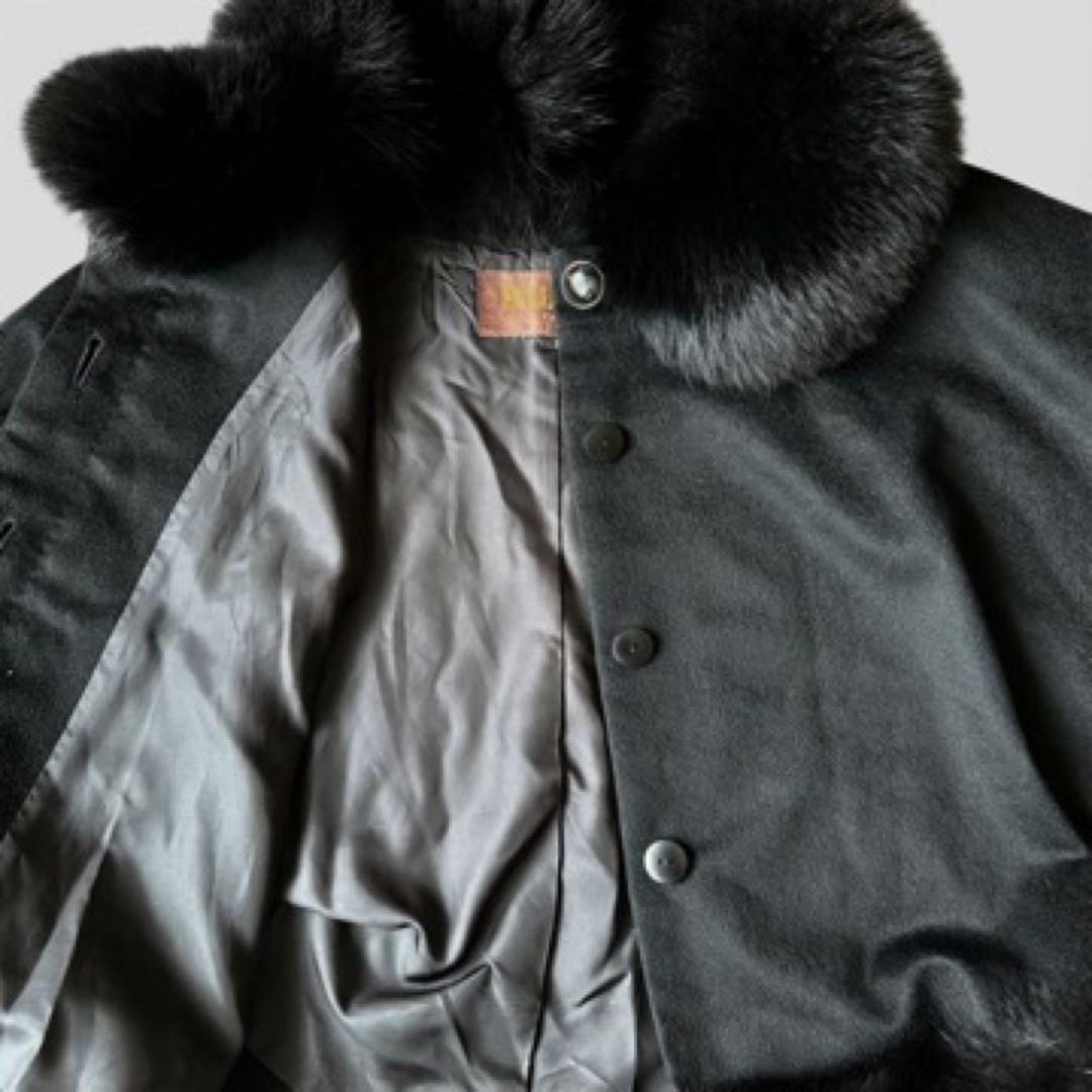 美品です。バルマンポンチョケープ　カシミヤ×フォックスファー　ブラック