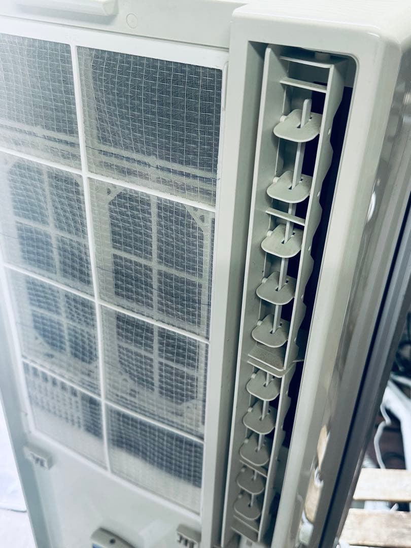 激安！早い者勝ち！コロナ　窓用エアコン　ウィンドエアコン　44 CORONA