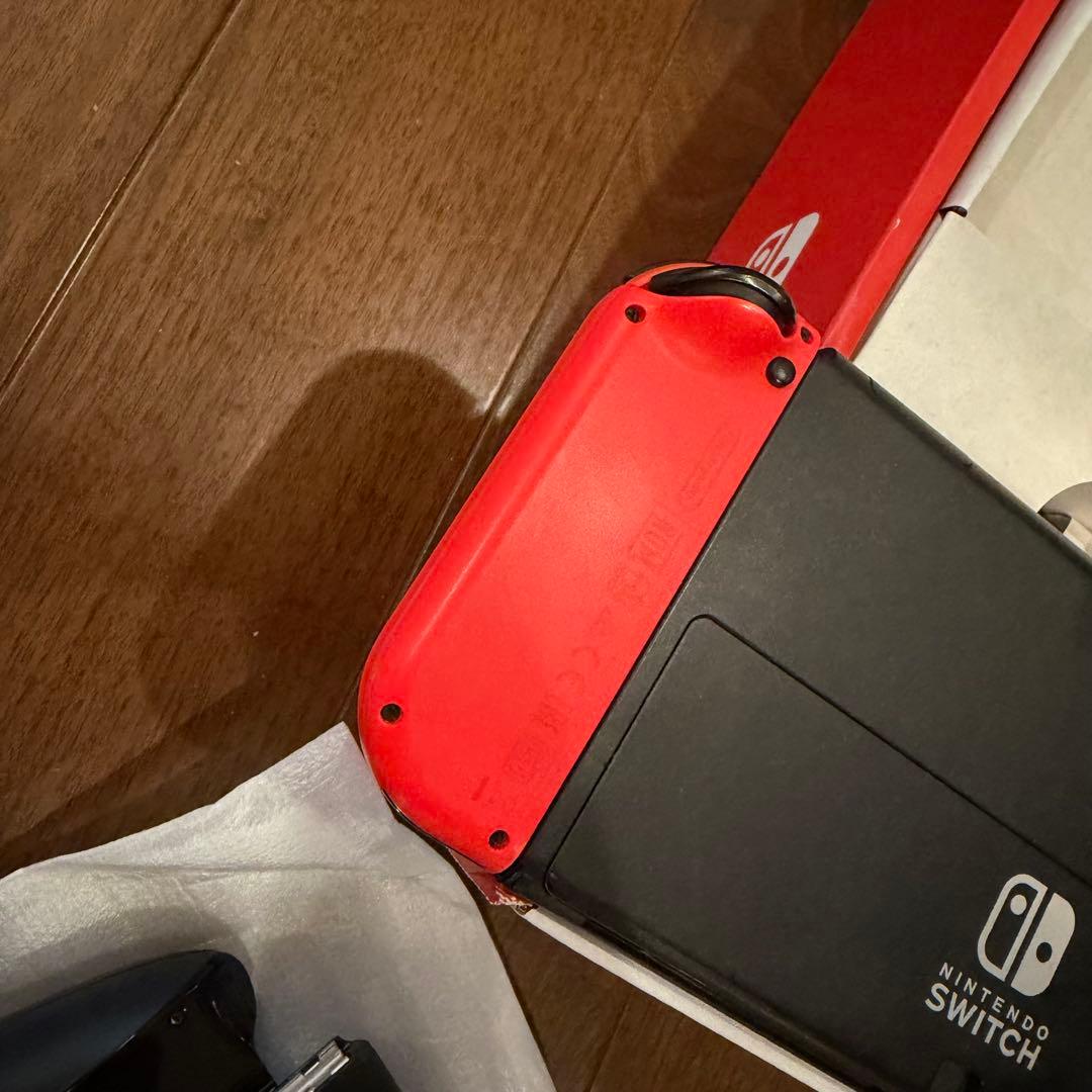 Nintendo Switch 本体 有機ELモデル ケース付き