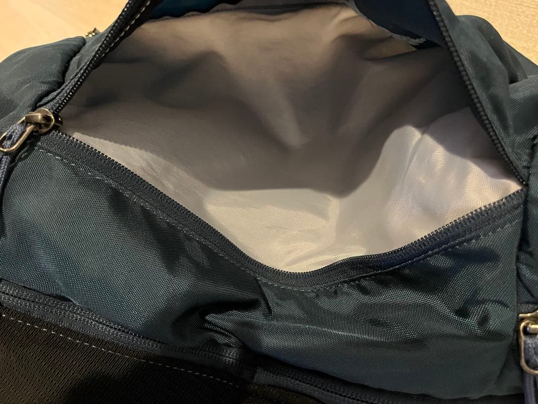 ARC'TERYX Mantis 26 ネイビー