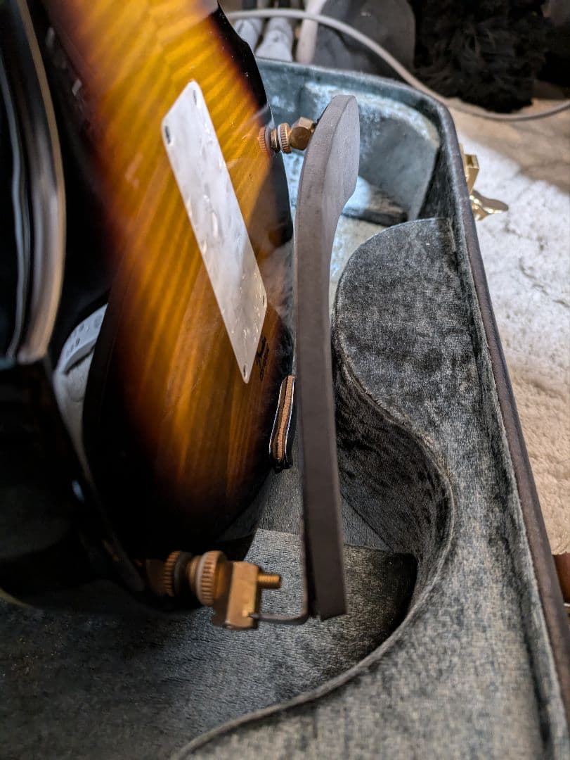 弦楽器 Fender FV-3