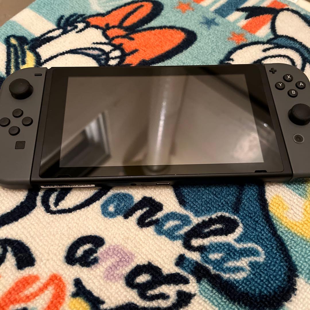 任天堂Switch本体、全付属品セット 初期化済み！値下げ可能