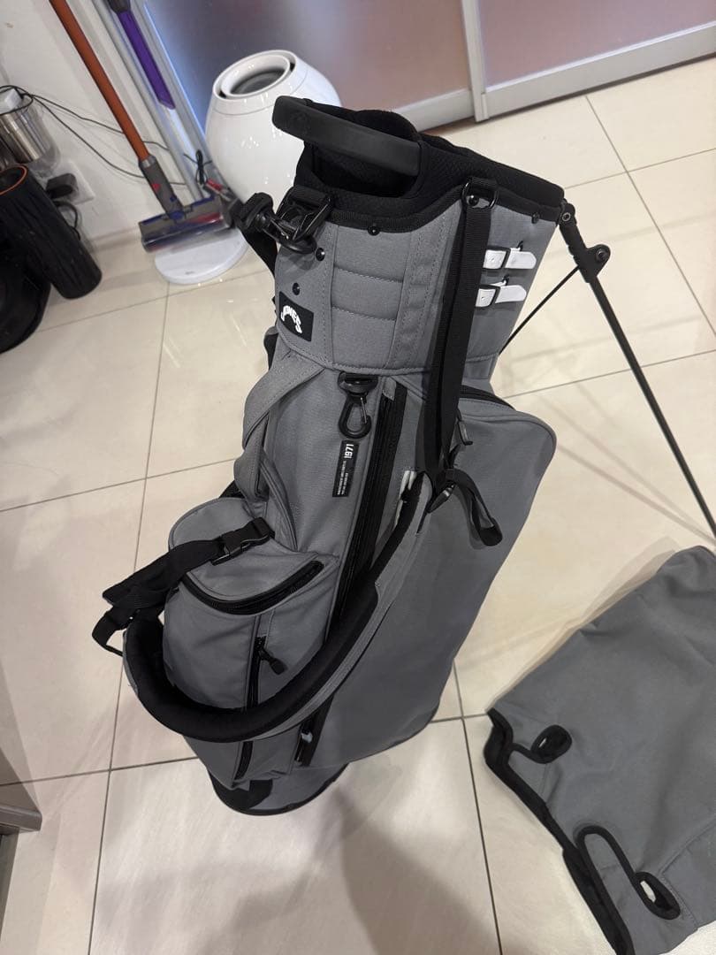 最終値下げ！JONES キャディバッグ Trouper 3.0 Charcoal