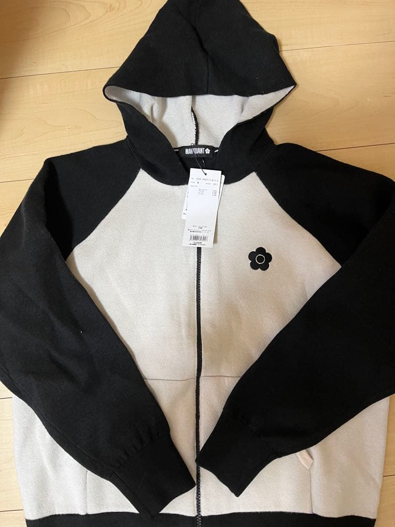 (新品) マリークワント　Mサイズ パーカー ホワイト/ブラック　⭐︎完売商品⭐︎