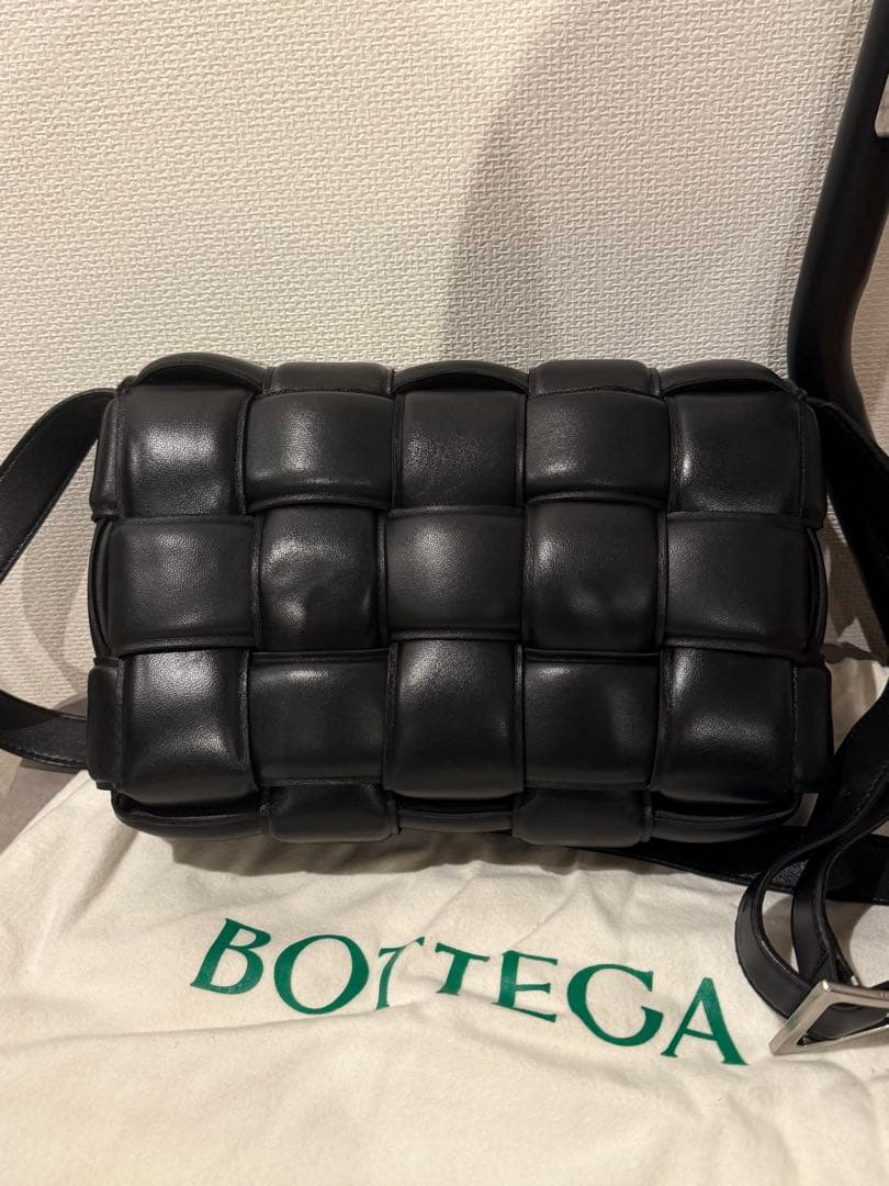 Bottega Veneta パデット カセット　ショルダーバッグ
