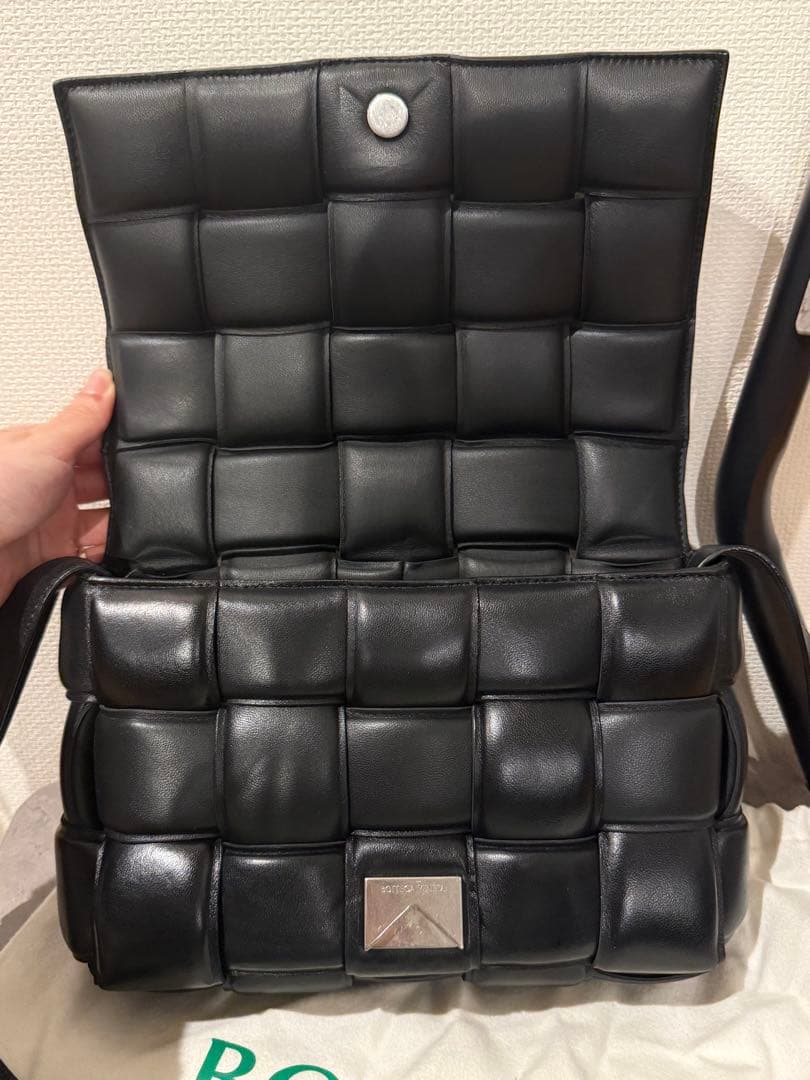 Bottega Veneta パデット カセット　ショルダーバッグ