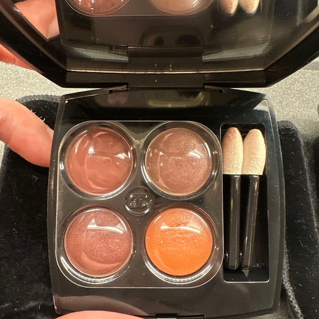 CHANEL / アイシャドウパレット バラ売り可‼️