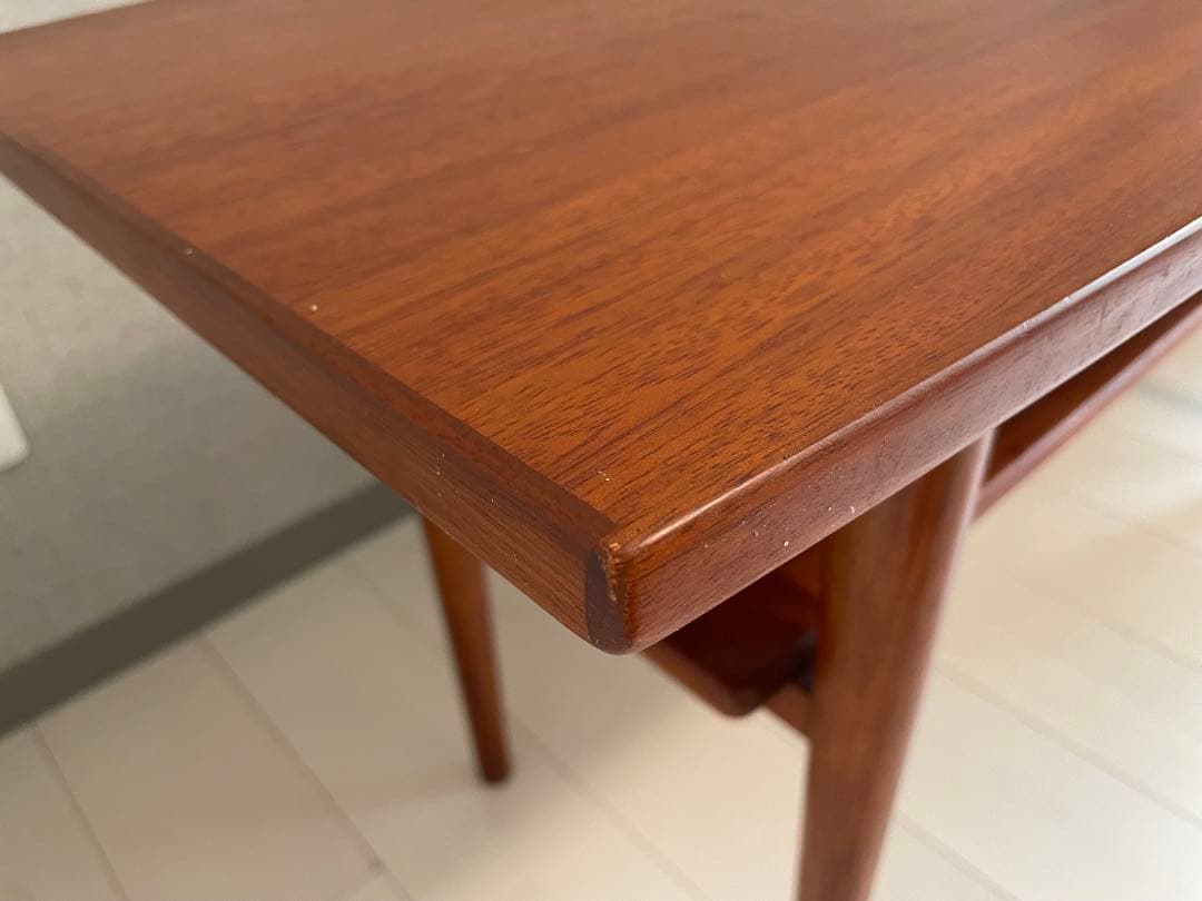 アクタス　H.W.F. ローテーブル　マホガニー材/メンテナンスワックス