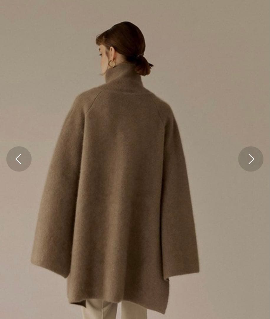 に*！様 ETRE TOKYO エトレトウキョウ　スリットスリーブニットポンチョ