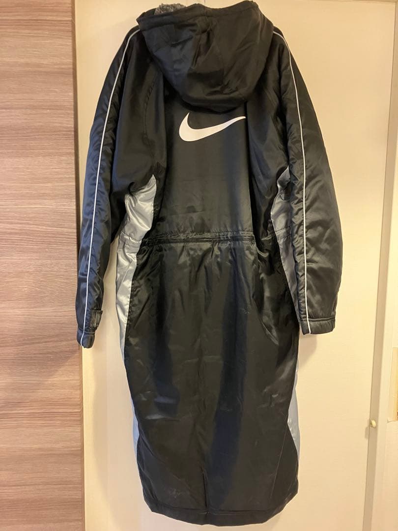 Nike ベンチコート フリースライニング サイズL　（15,500円品）