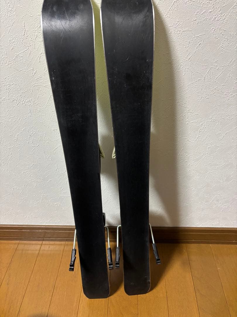 キッズジュニアSalomon x-max スキー 84-63-69.5 スキー板