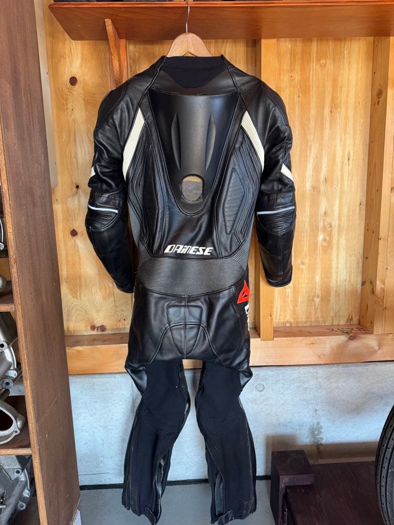 Dainese ブラック革ツナギ