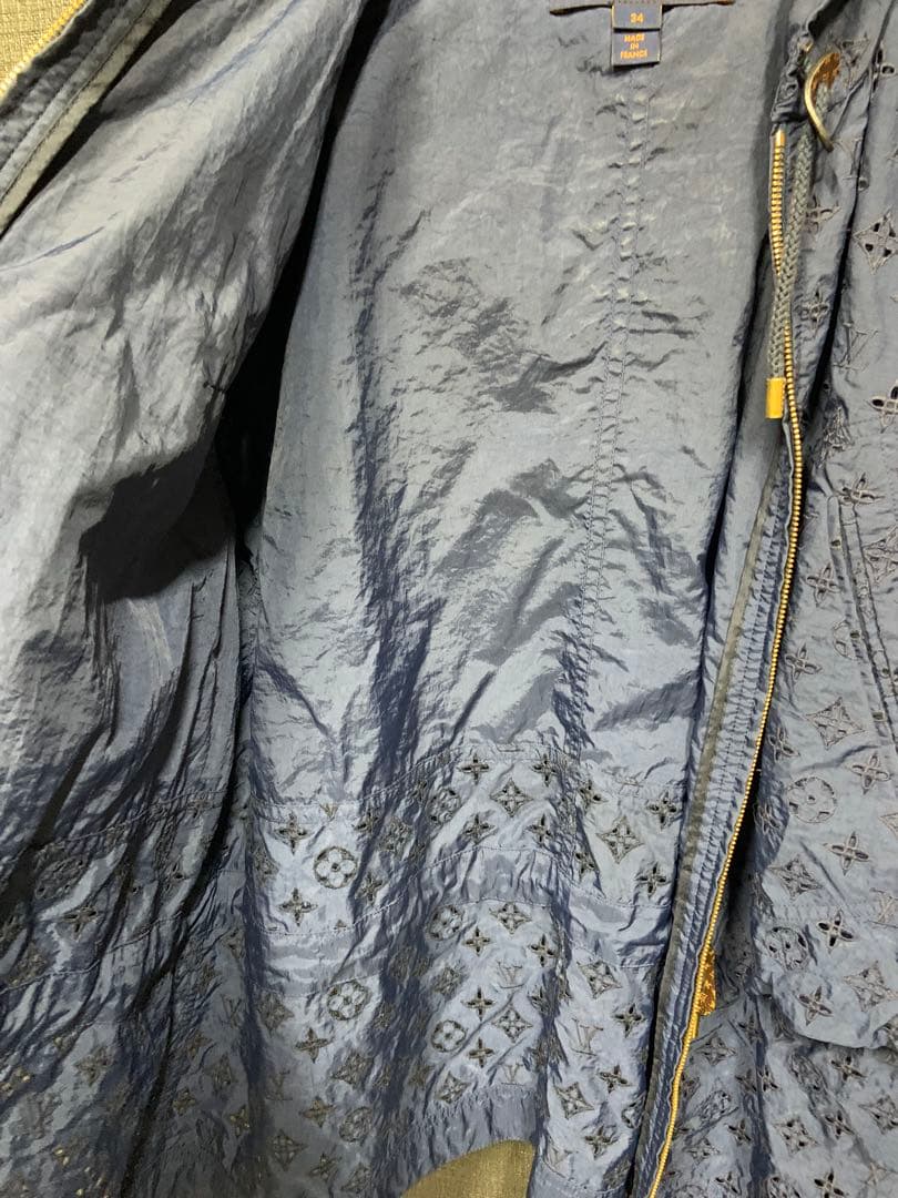 LOUIS VUITTON モノグラムパーカー　34