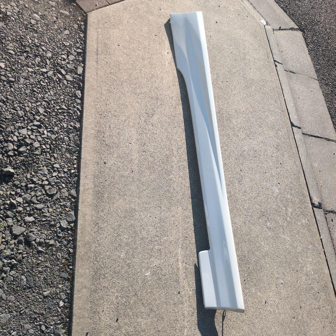 86 zn6後期サイドスカート　モデリスタ製　左のみ中古