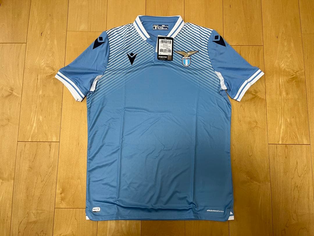 ラツィオ　2020-21 ホームユニフォーム