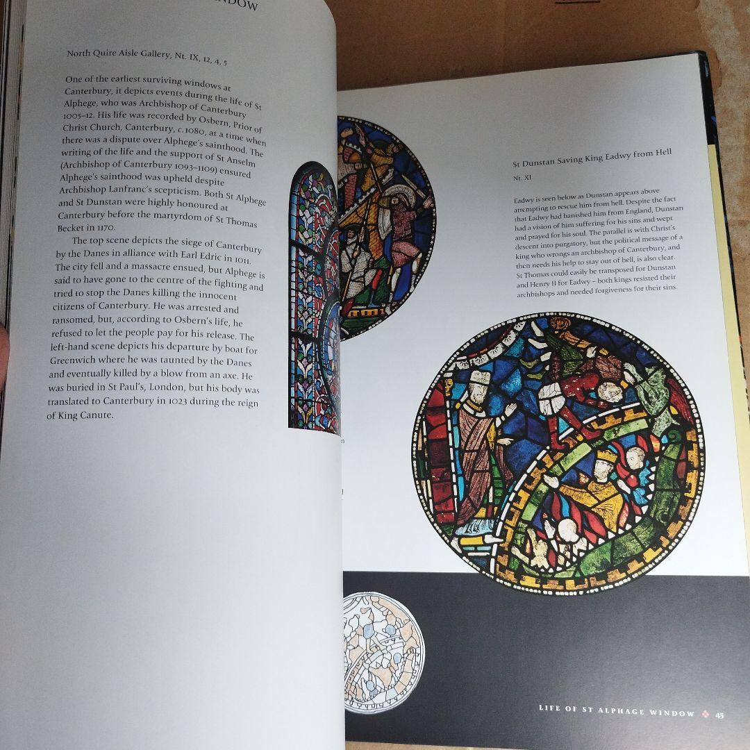カンタベリーカテドラルのステンドグラス　224P HC