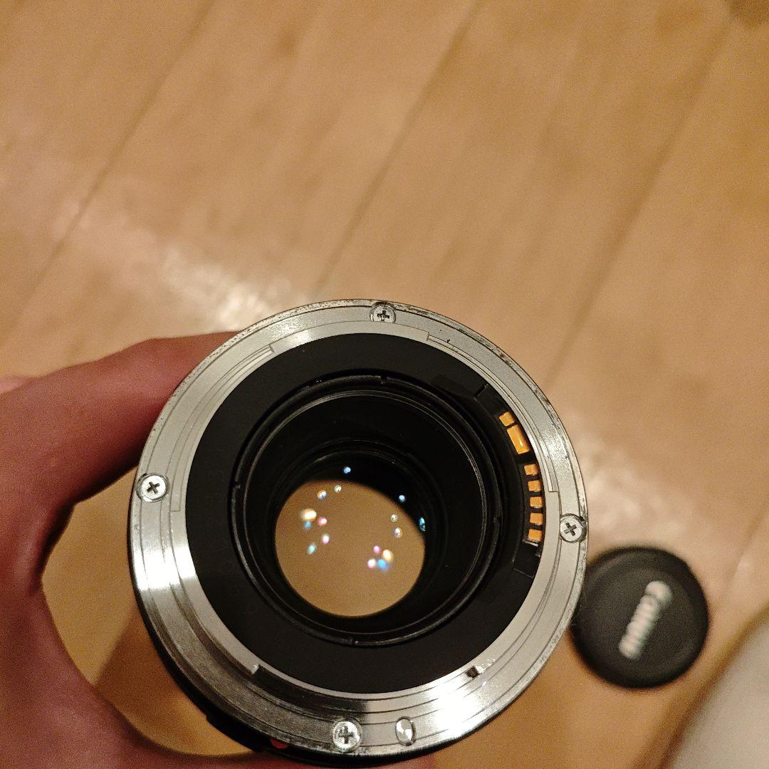 Canon EF 100mm f/2.8 Macro レンズ