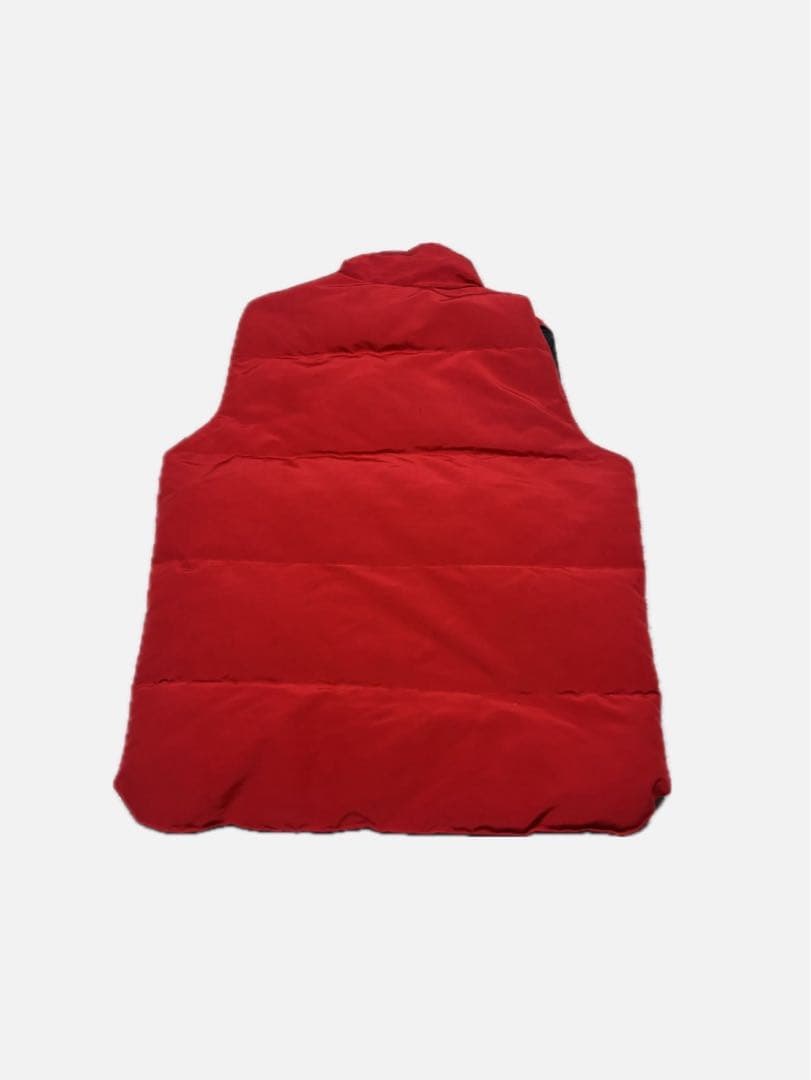   レッド ダウンベスト