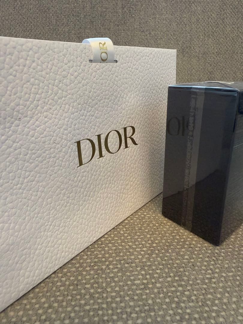 定価18,370円⭐︎Dior Sauvage ソヴァージュ パルファン 60ml