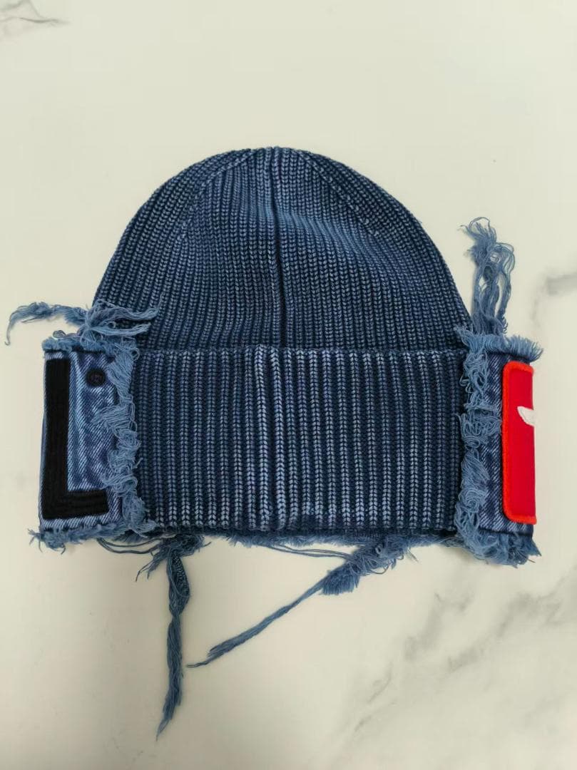 DIESEL フリンジ付きニット帽 ダークブルー ニット帽 1回のみ使用