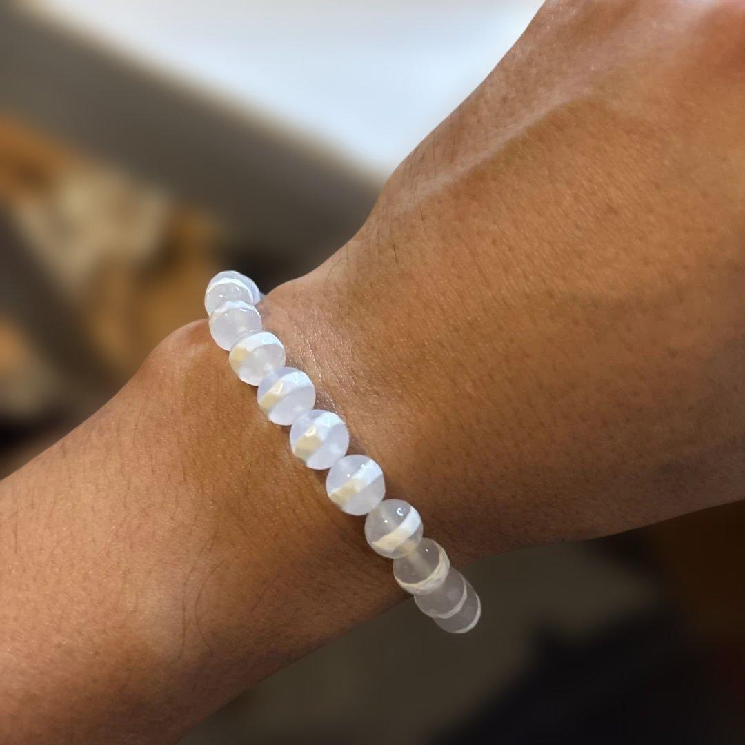 守ってくれる！老玉髄白天珠、龍眼天珠、線天珠たん！すごい！