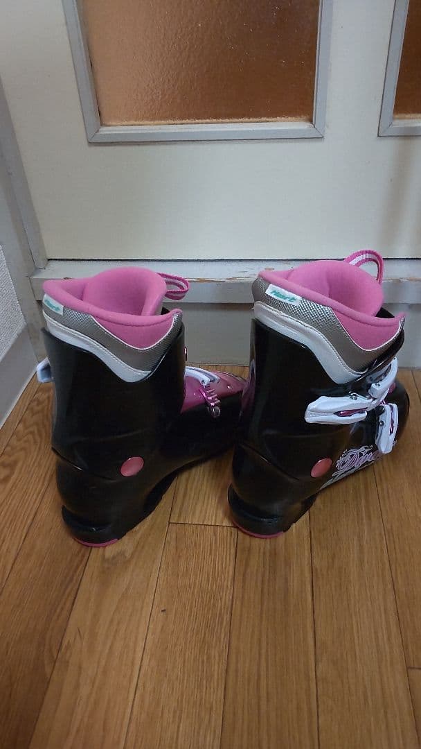 ハート/Hart　ジュニア用カービングスキー4点セット　板136/靴24　女子用