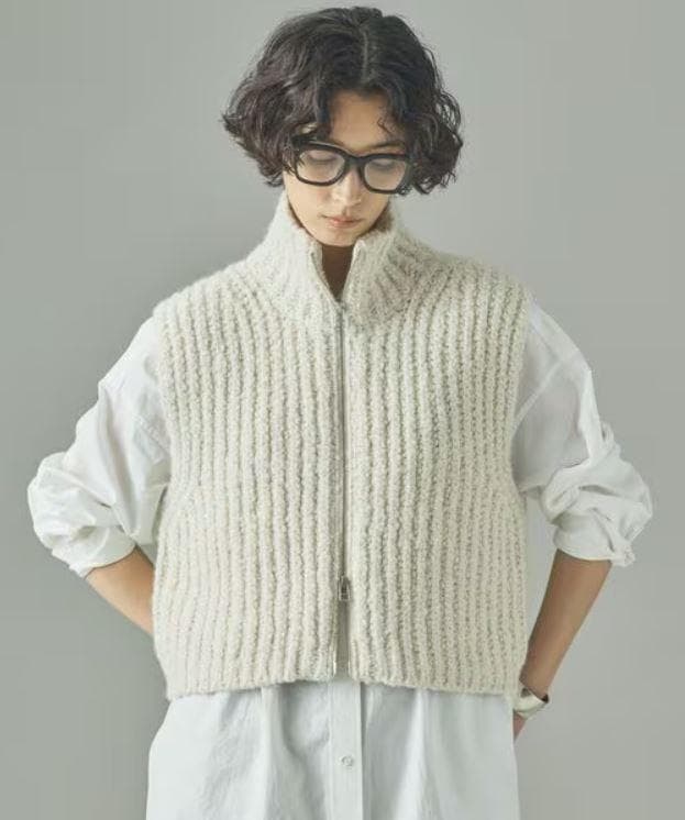 ▼未使用 Curensology ブークレジップニットベスト エクリュ