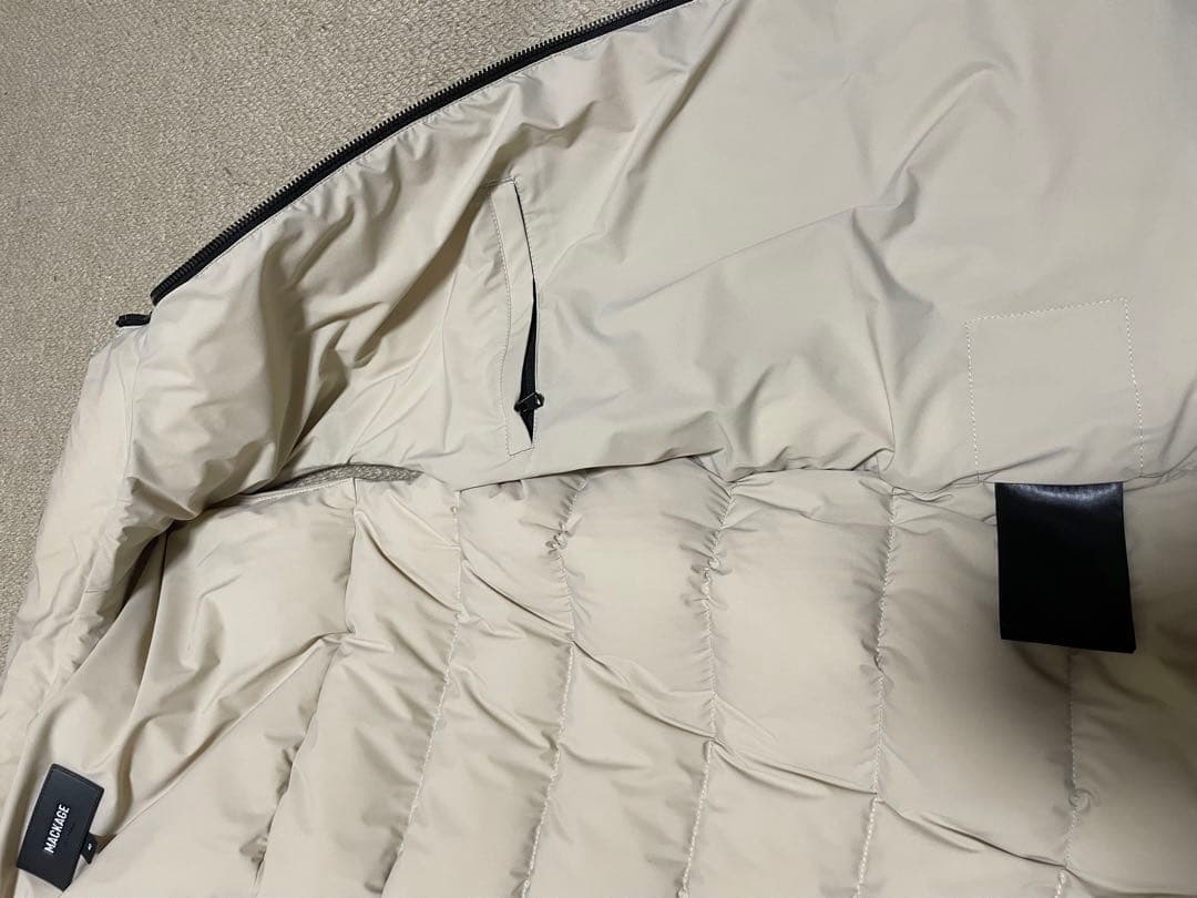 Mackage マッカージュ ダウンベスト ベージュ 40