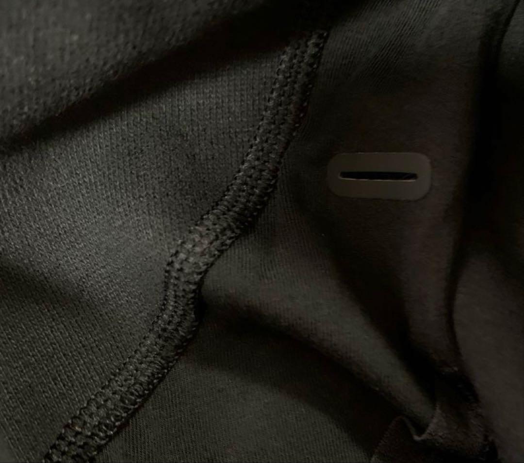 LULULEMON フルジップ　フーディ パーカー　ロゴ　袖