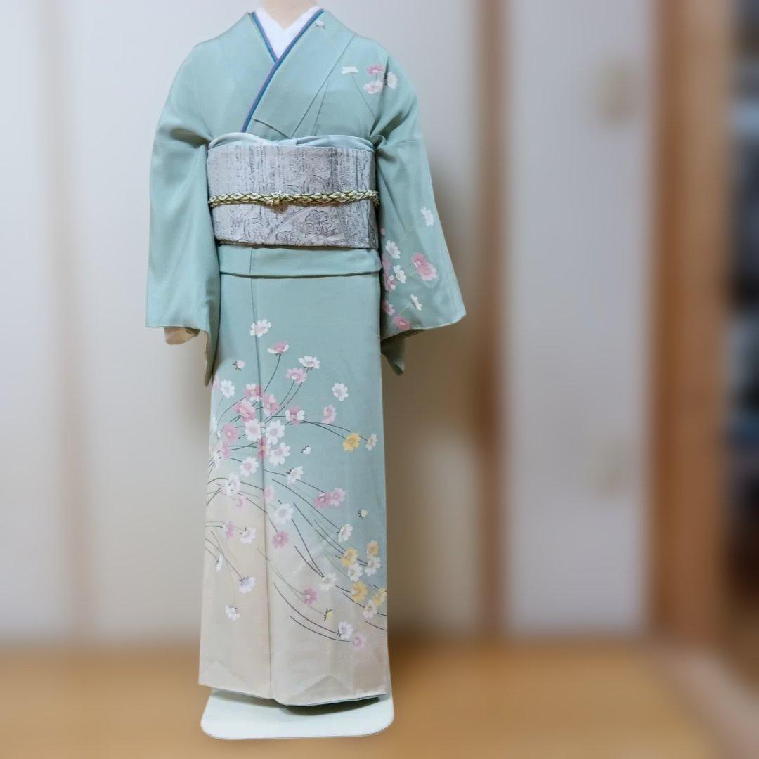 薄緑色 花柄 訪問着