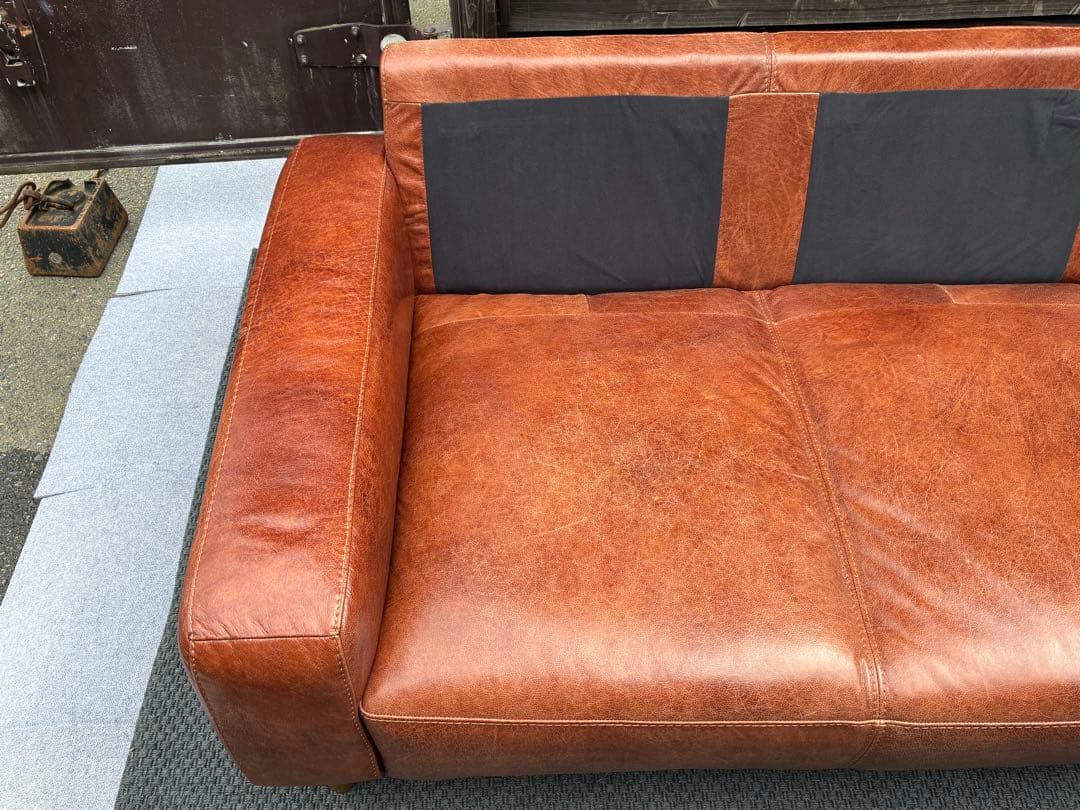 unico　SUABI　スアビ　3シーター　レザーソファ　仙台　宮城