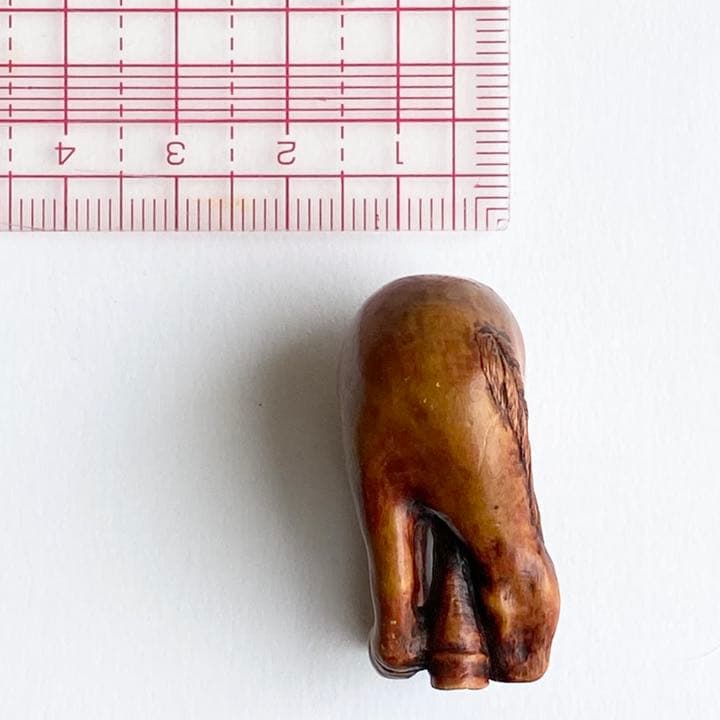 【専用です】伊勢根付・『馬』朝熊黄楊・『正昭』在銘・提げ物