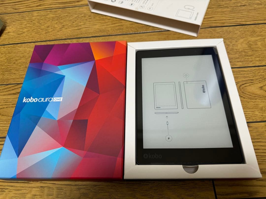 【未使用品】楽天kobo aura ONE 電子ブックリーダー