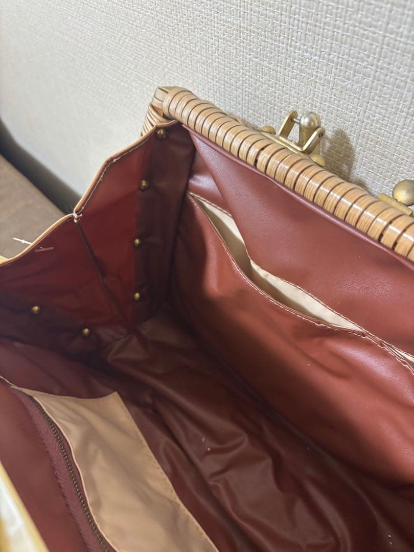 アンティーク　シェル装飾付きかごバッグ