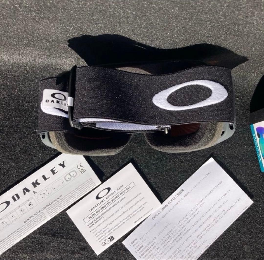 フライトトラッカー ゴーグル　オークリー　スノーボード用　スノーゴーグル