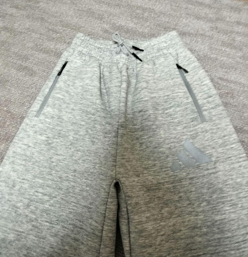 adidas メンズ Sサイズパーカー パンツ ジャージ 上下