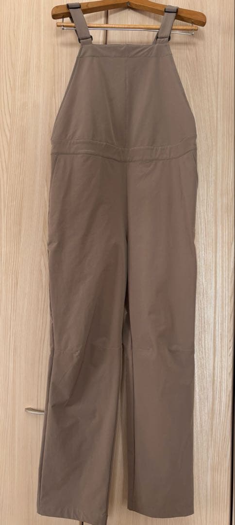 ★よち★【新品未使用品】ノースフェイス マタニティ オーバーオール SM